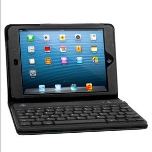 iPad Mini Case in Black w/ Bluetooth Keyboard